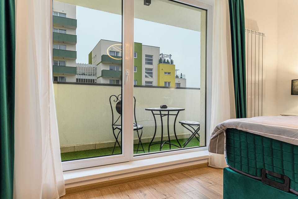 Apartment, City View | Interior