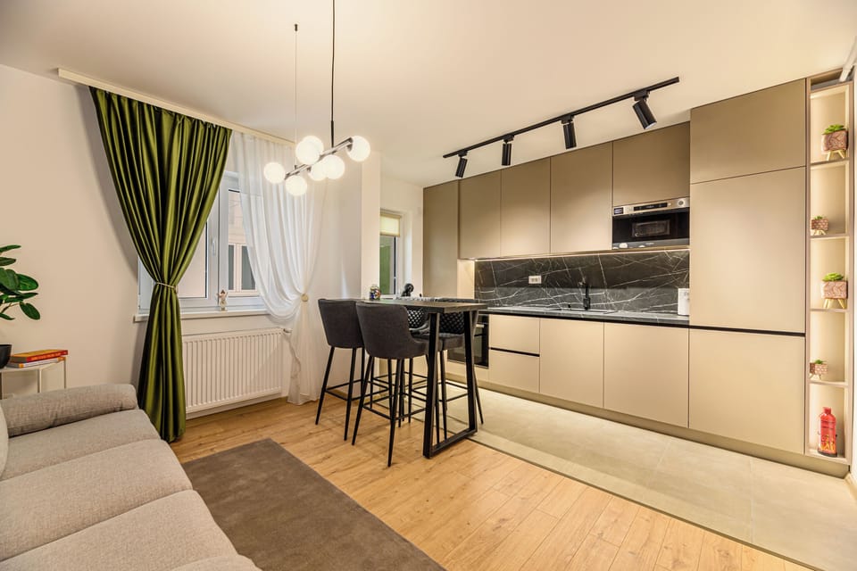 Apartment, City View | Interior