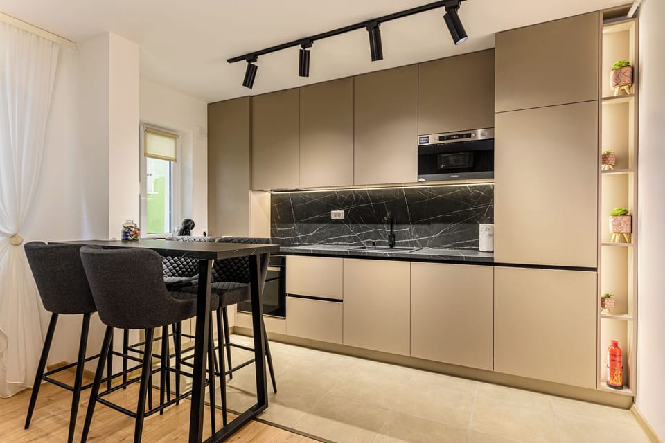 Apartment, City View | Private kitchen