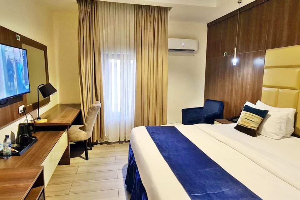 Deluxe Room | Desk, laptop workspace, free WiFi