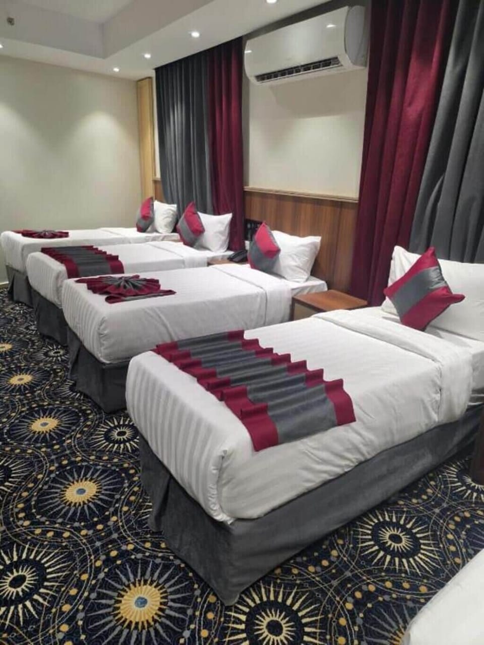Quadruple Room | Free WiFi, bed sheets