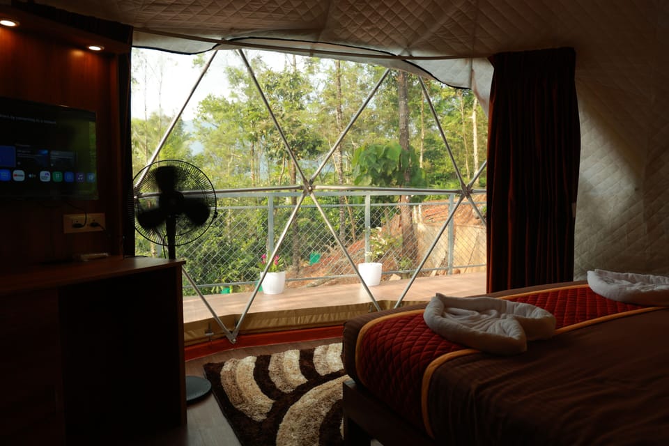 Deluxe Studio, Hill View | Free WiFi