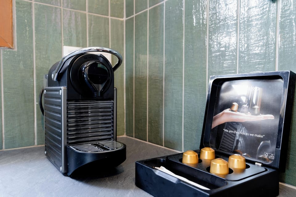 Deluxe Loft, Sea View | Coffee and/or coffee maker