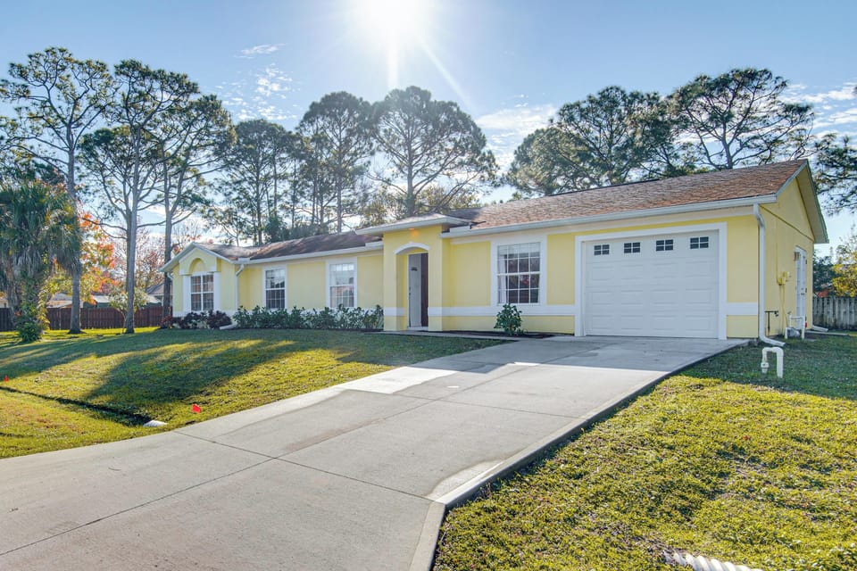 House (3 Bedrooms) | Front of property