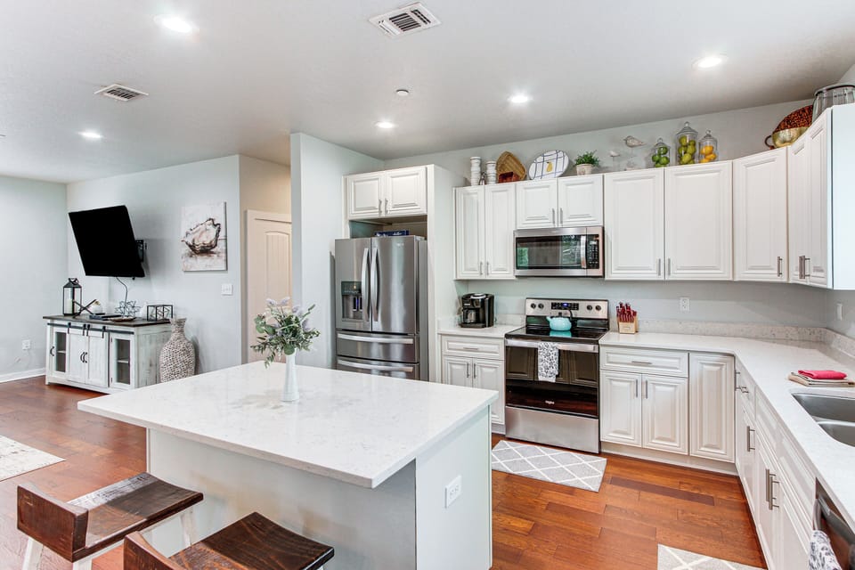 House (3 Bedrooms) | Interior