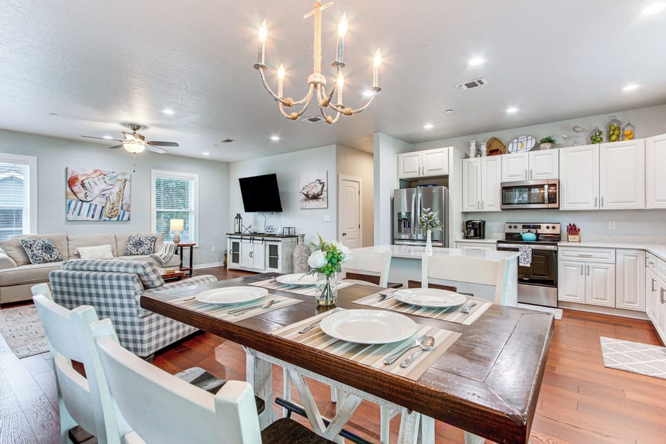 House (3 Bedrooms) | Interior