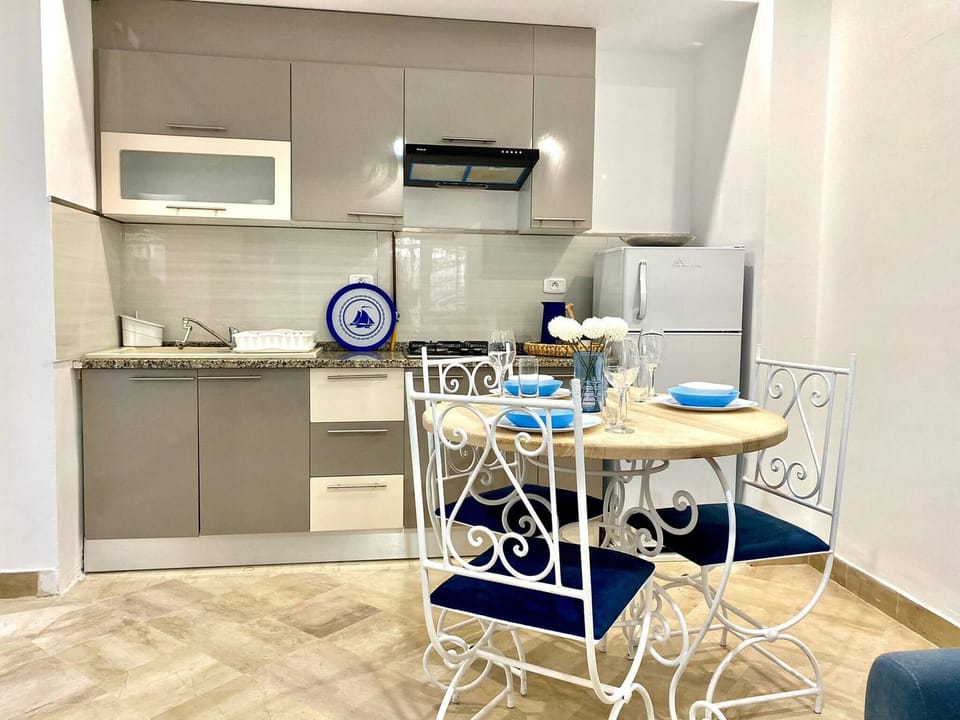 Apartment, 1 Bedroom, Smoking | Interior