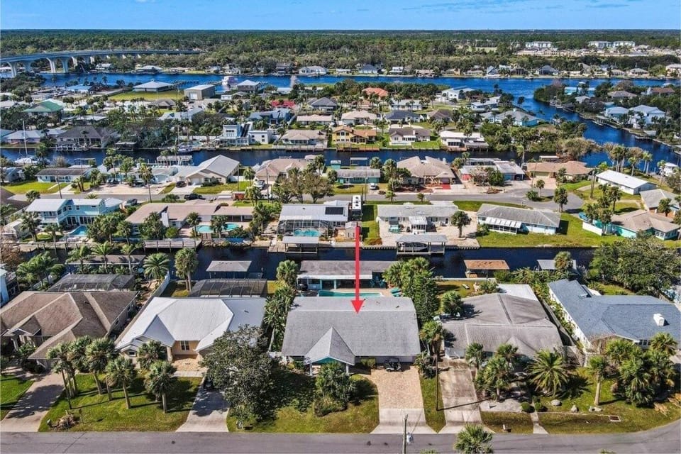 House, 5 Bedrooms | Aerial view