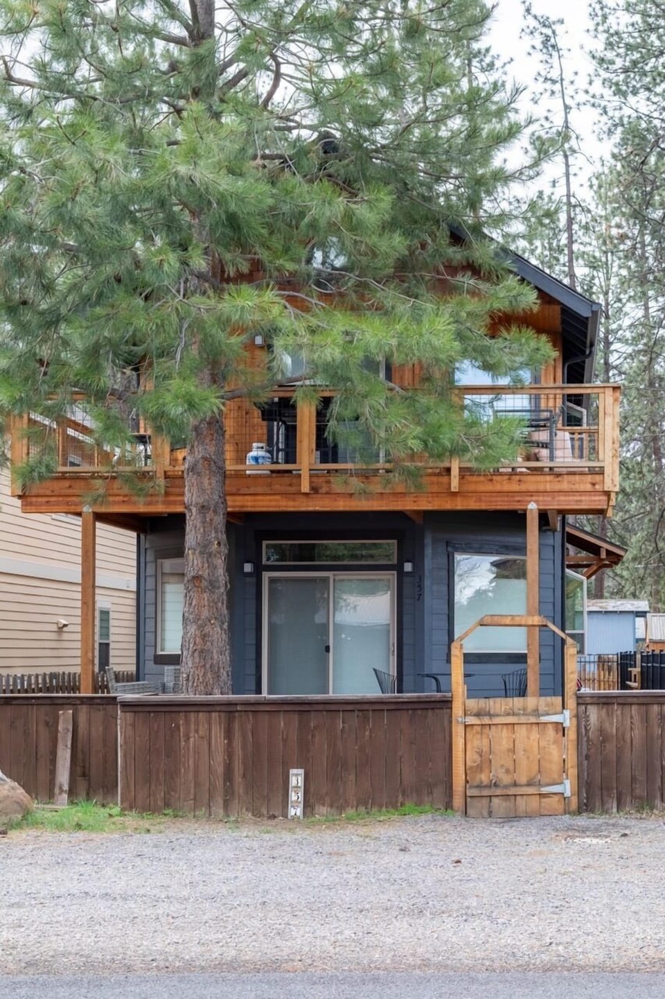 Sisters Treehouse