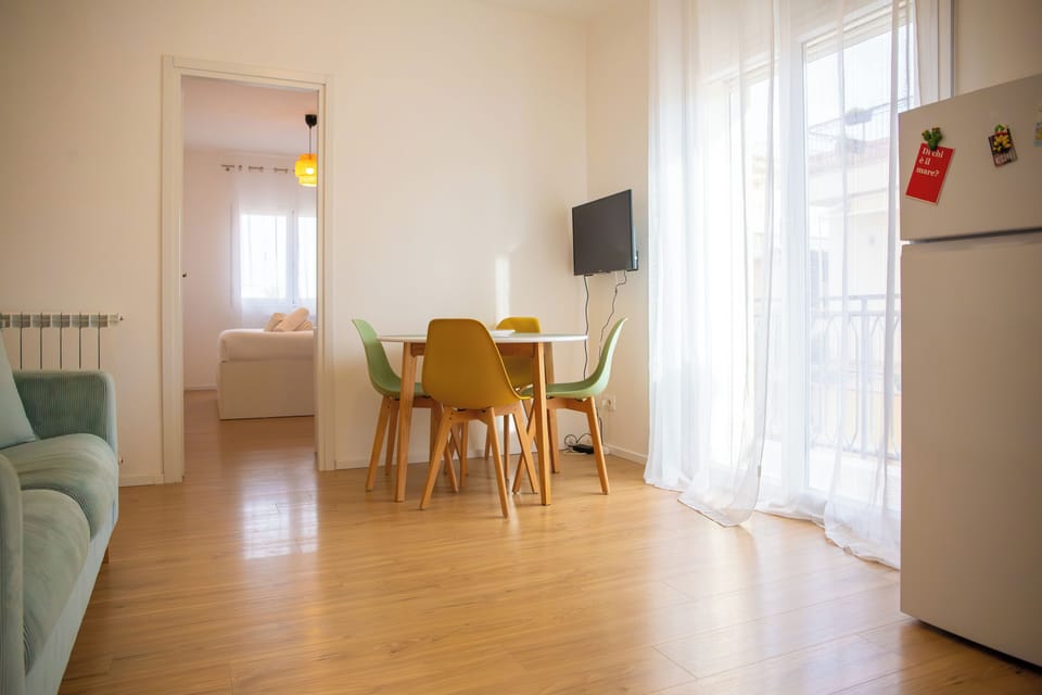 Apartment, Partial Sea View | Living area