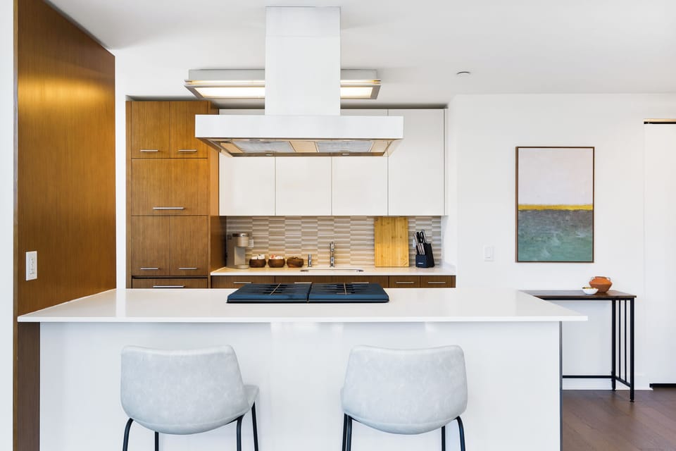 Superior Suite | Private kitchen | Full-size fridge, microwave, oven, stovetop