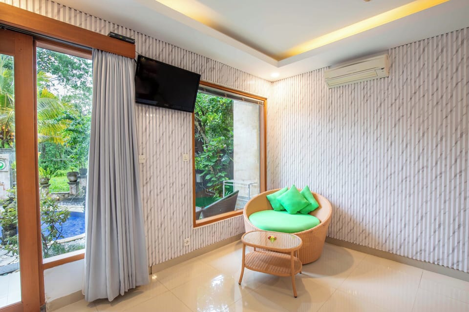 Junior Room, Pool View | View from room
