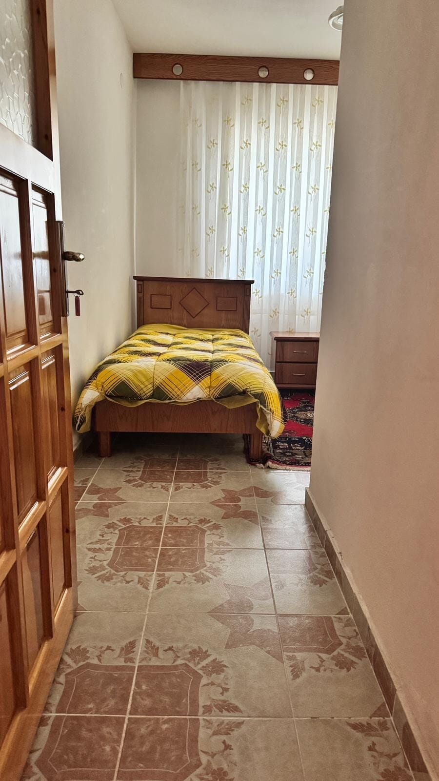Classic Single Room, Mountain View | WiFi (free)