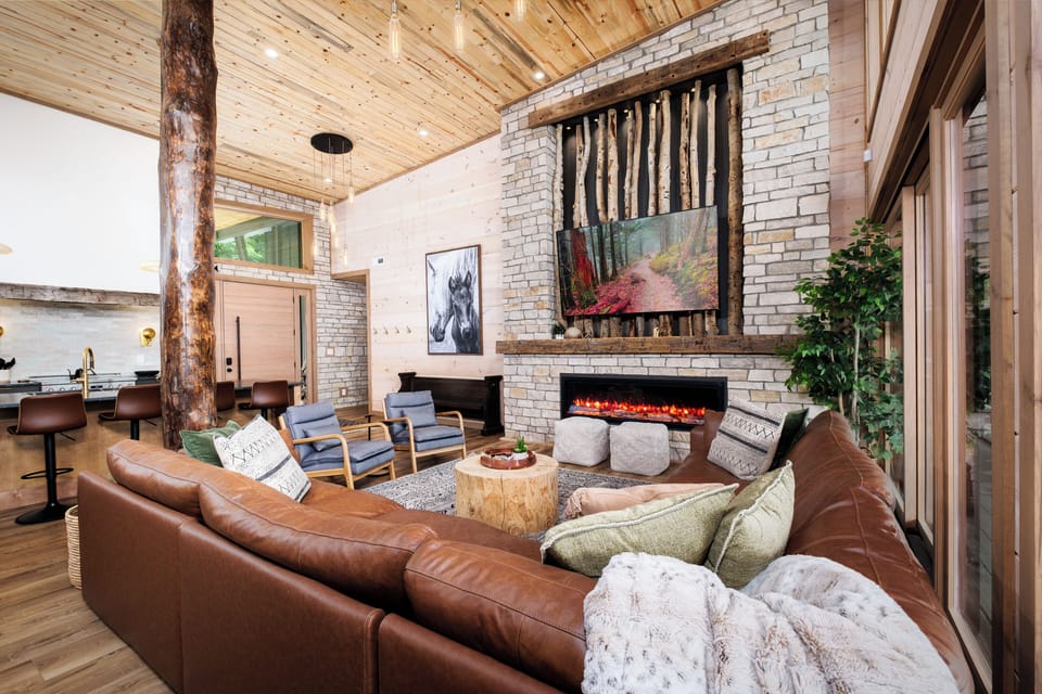 Living room with expansive mountain views