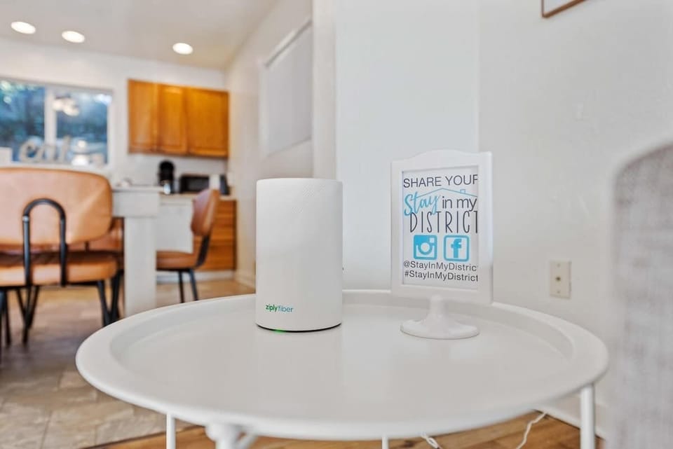 #StayinMyDistrict #BookDirect