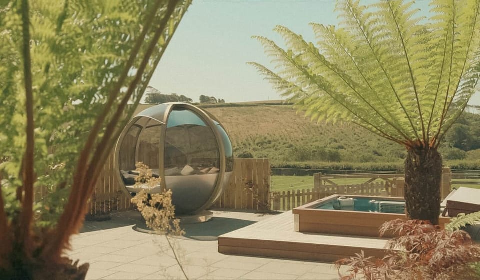 Relax and unwind in the hot tub garden! Book a private session for no extra fee.  