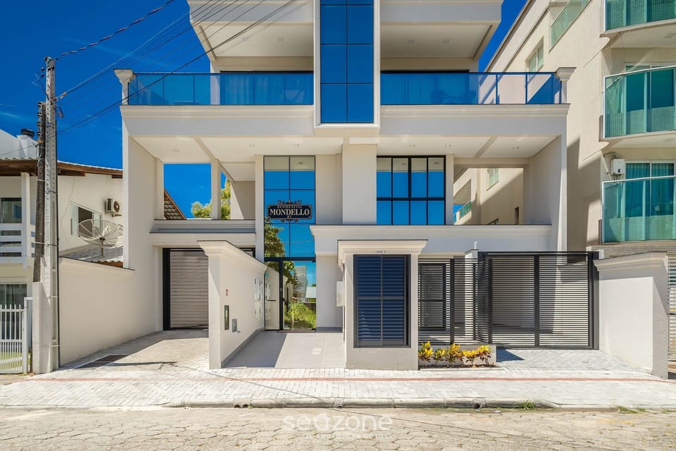 Basic Apartment | Exterior