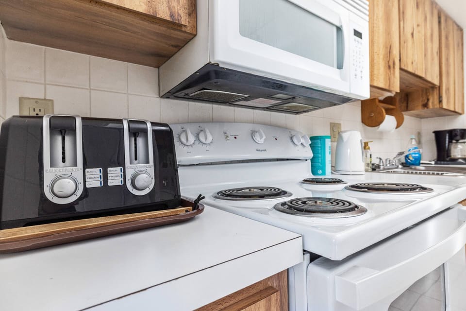 Kitchen Amenities