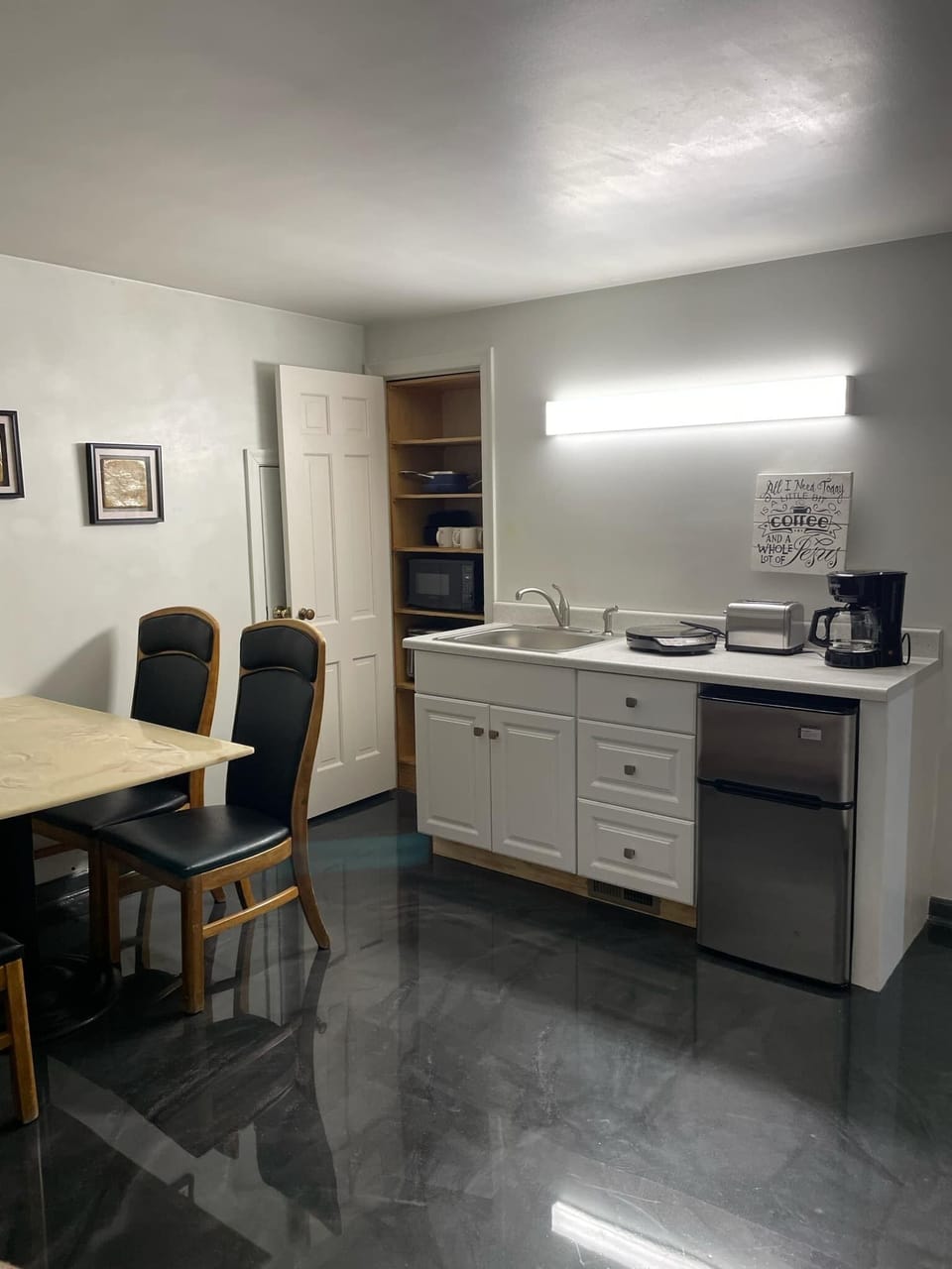 Private kitchen