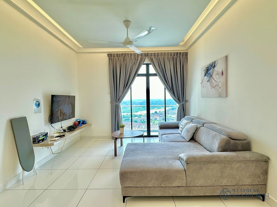 Comfort Apartment, 3 Bedrooms, Balcony, City View | Living area | Flat-screen TV