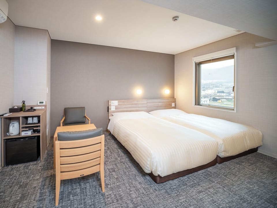 Standard Twin Room, Multiple Beds | Desk, laptop workspace, blackout drapes, iron/ironing board