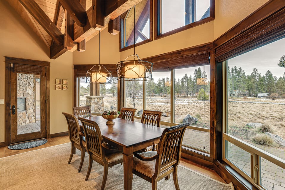 Dining Area | 1st Floor