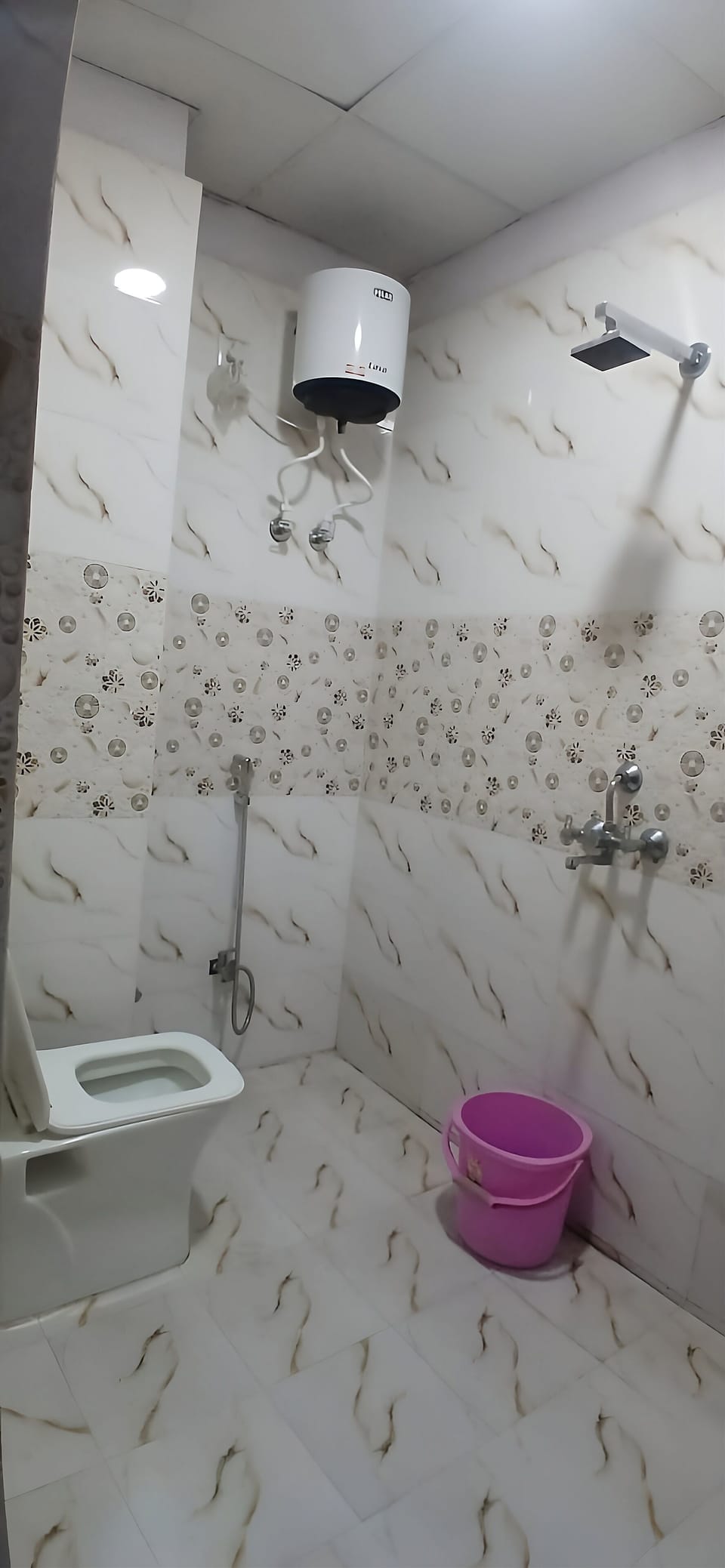 Comfort Room | Bathroom | Shower, towels, soap, shampoo