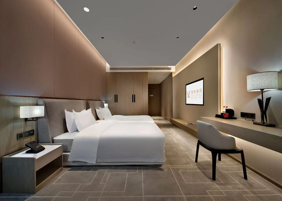 Basic Double Room | Down comforters, free WiFi