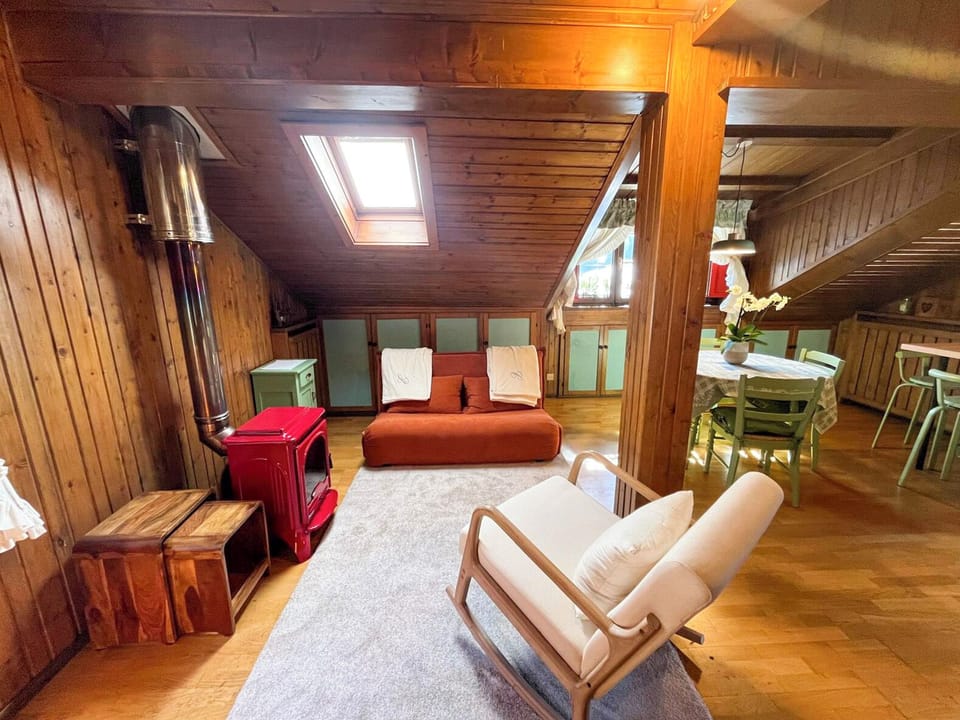 Apartment, Garden View | Living area | Fireplace