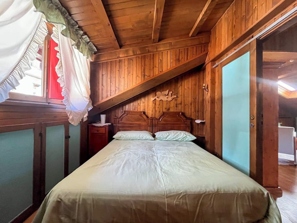 Renovated Mountain View Apartment Apartment in Veneto