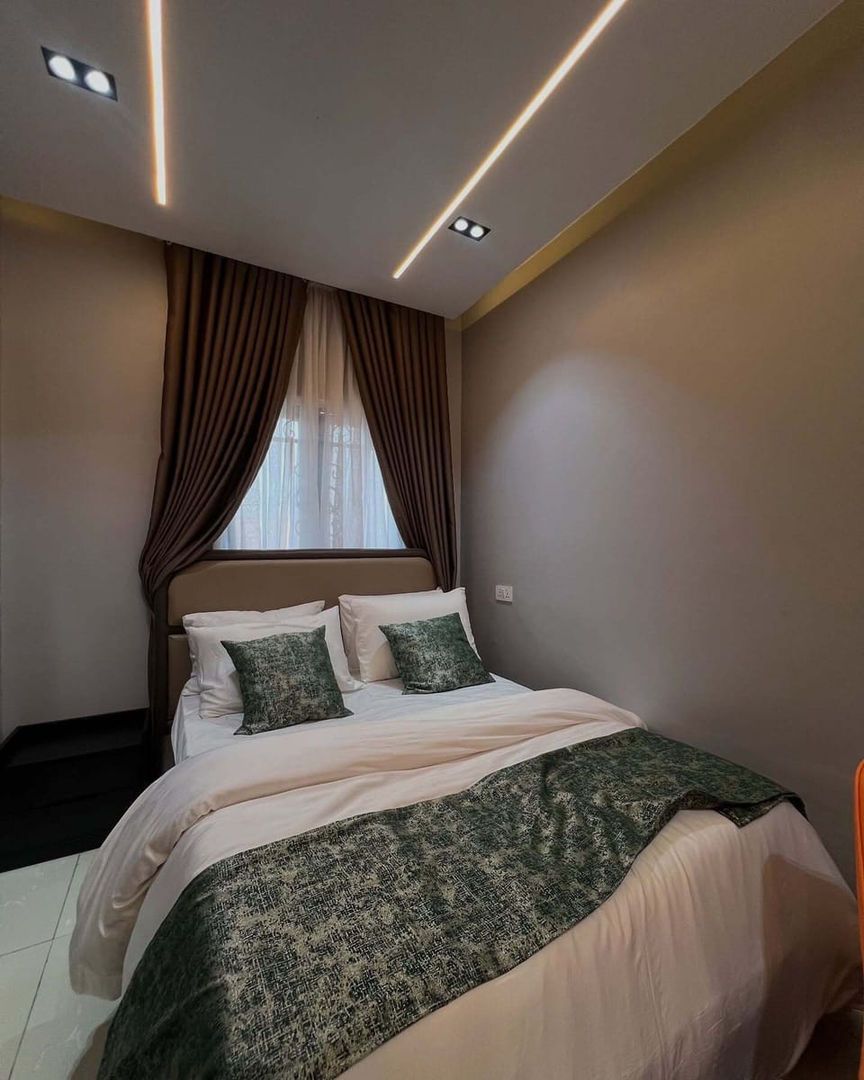 Junior Room, Balcony, City View | Desk, laptop workspace, blackout drapes, soundproofing