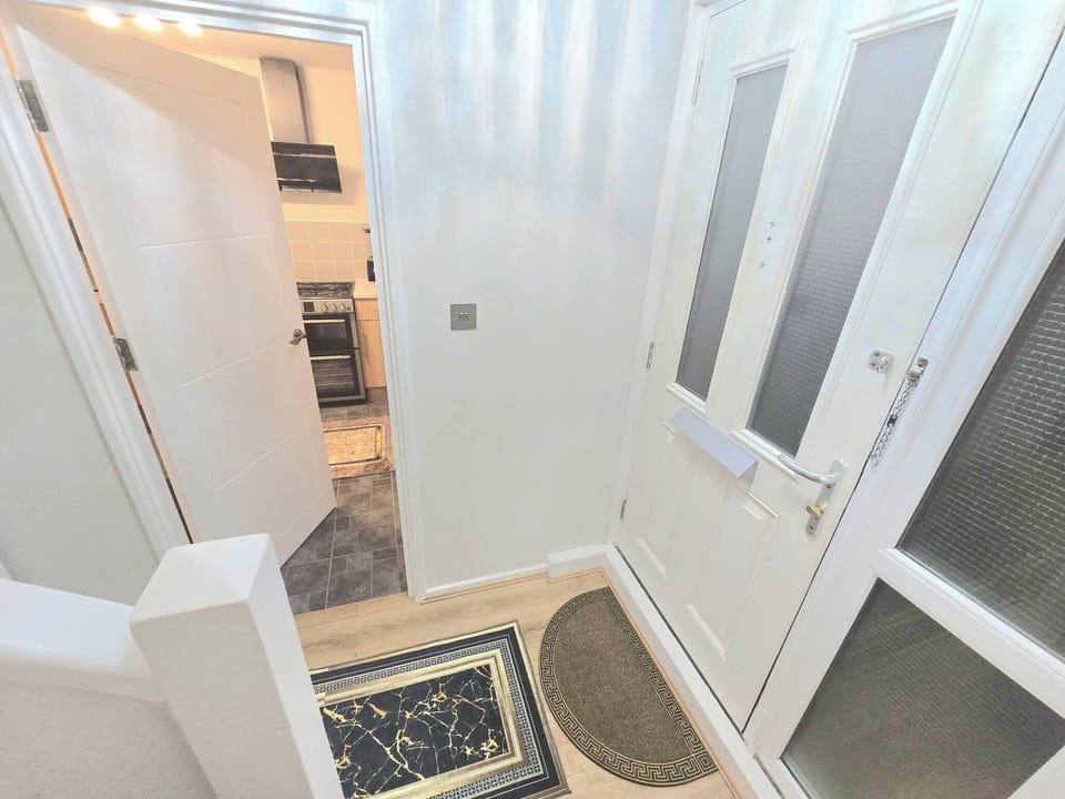 Apartment, 2 Bedrooms, Garden View | Interior