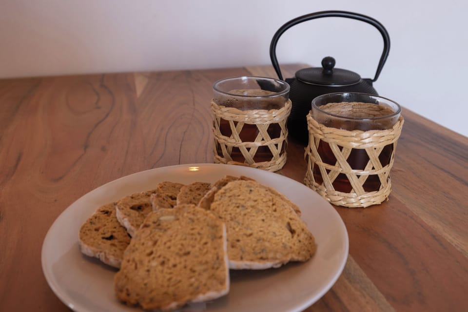 Classic Townhome, Garden View | Food and drink