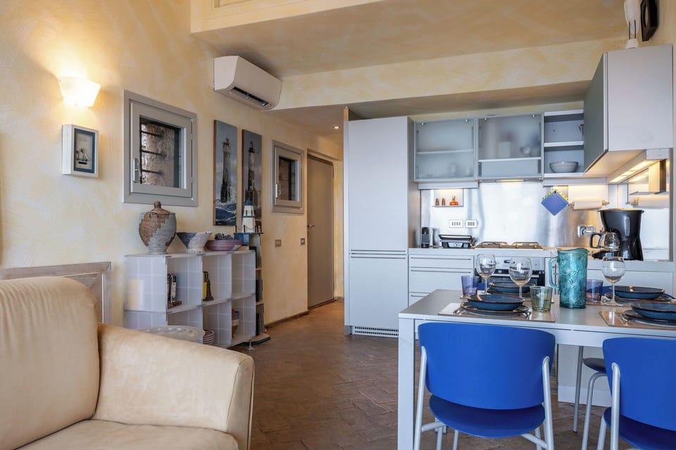 Autumn, Kitchen, Spring, Summer