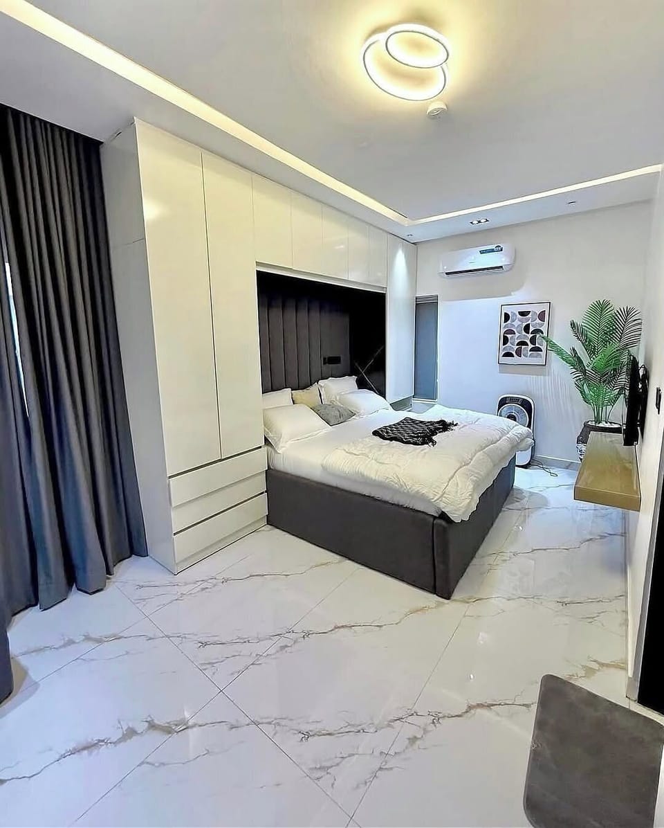 Family Room, Balcony, City View | Desk, laptop workspace, blackout drapes, soundproofing