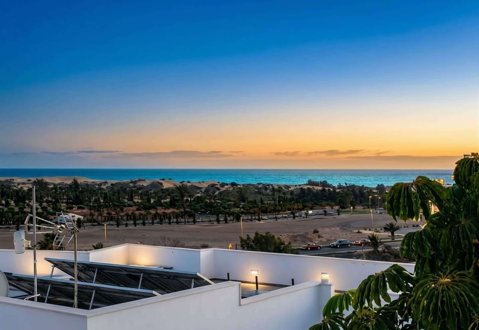 Beach/ocean view