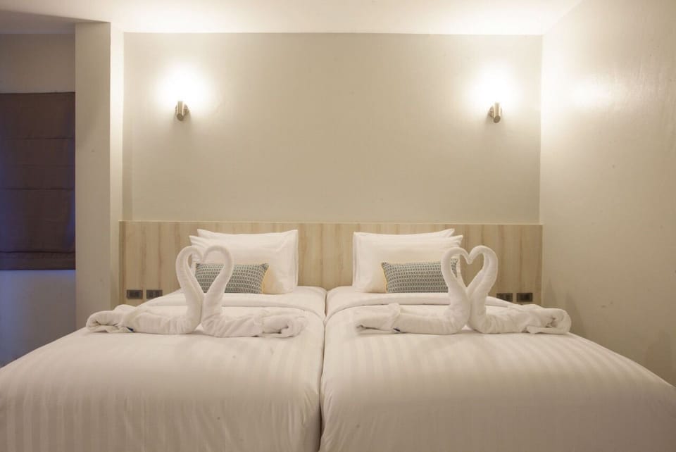 Twin Room | Desk, soundproofing, WiFi (free)