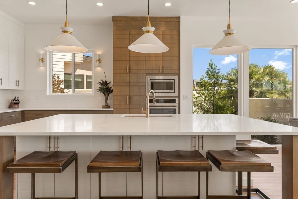 House, Multiple Bedrooms | Private kitchen | Fridge, oven, coffee/tea maker, toaster