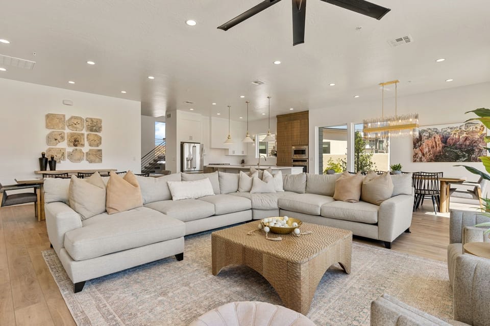 House, Multiple Bedrooms | Living area | Smart TV