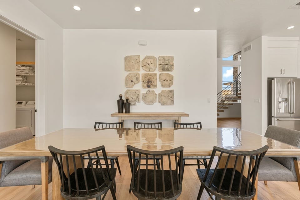 House, Multiple Bedrooms | Dining