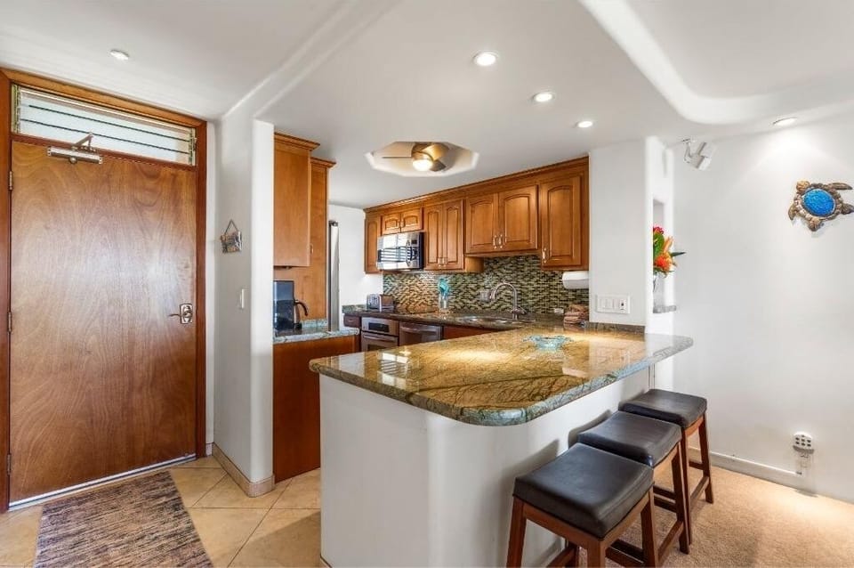 Condo, 2 Bedrooms | Private kitchen | Coffee/tea maker, fridge, oven, toaster