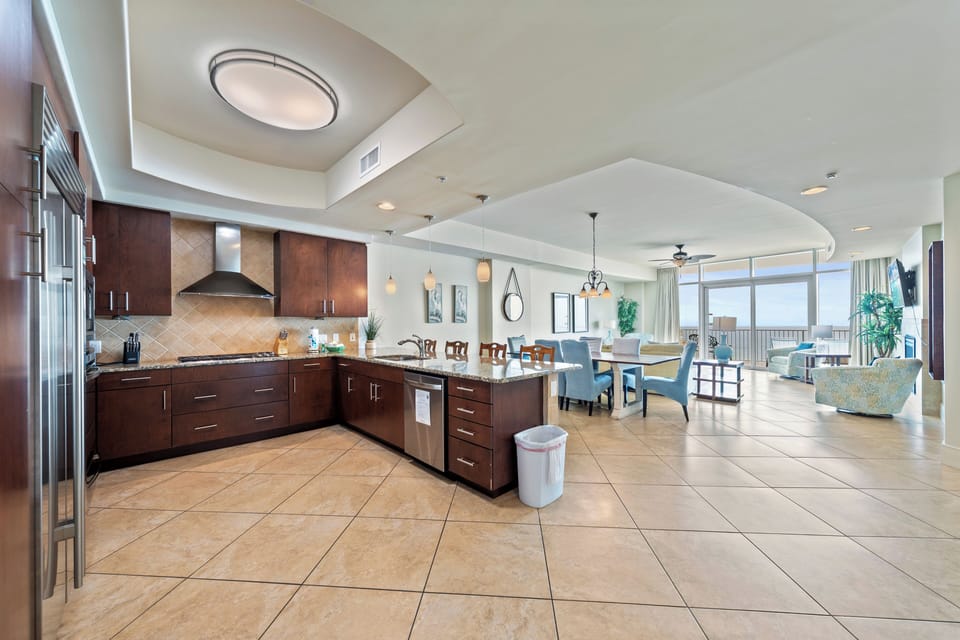 Signature Condo, 3 Bedrooms, Beach View, Beachfront | Private kitchen | Fridge, microwave, oven, stovetop