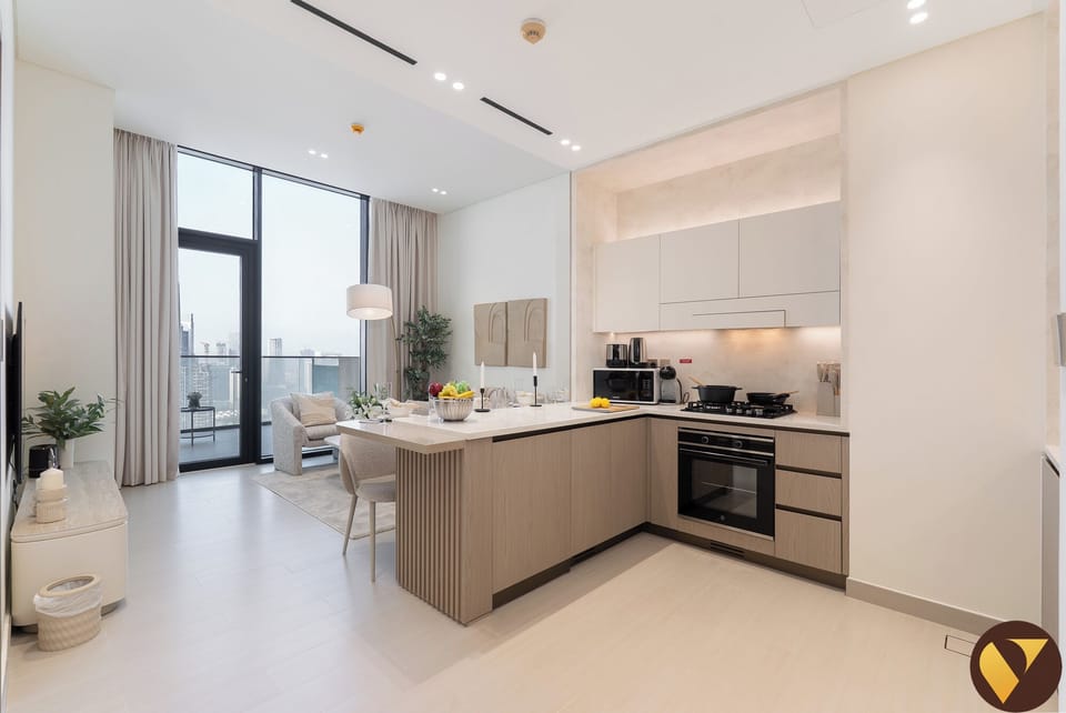 Luxury Apartment, Balcony, City View | Private kitchen | Full-size fridge, microwave, oven, stovetop