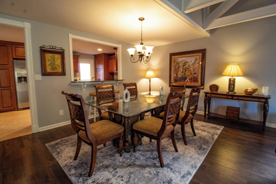 Dream Vacation House Dining Room
