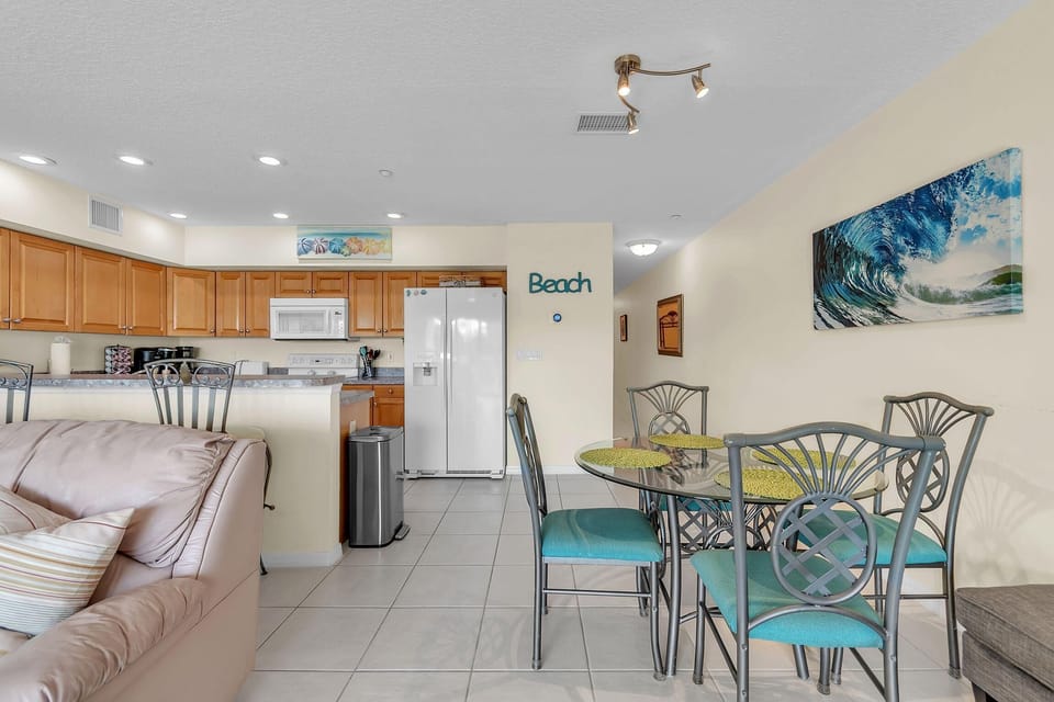 Condo, Multiple Beds (Captain's Cove #203) | Interior