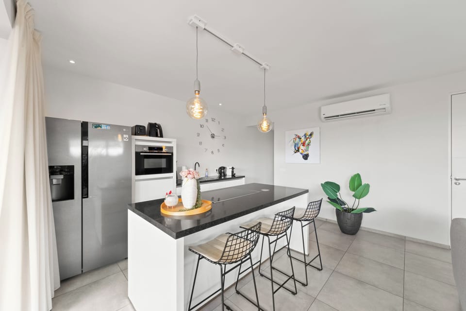 Apartment, Resort View | Private kitchen | Toaster, blender, ice maker, kitchen islands