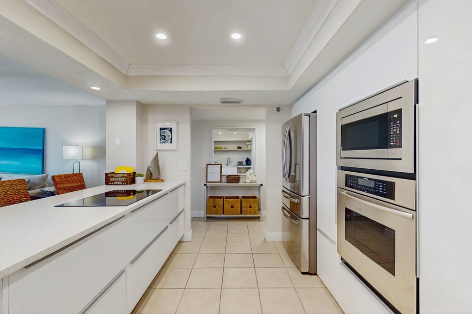 Condo, Multiple Beds, Balcony, Ocean View (Daytona Sandpoint 7H-Daytona Beach ) | Private kitchen