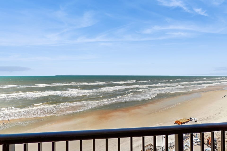 Condo, Multiple Beds, Balcony, Ocean View (Daytona Sandpoint 7H-Daytona Beach ) | Beach