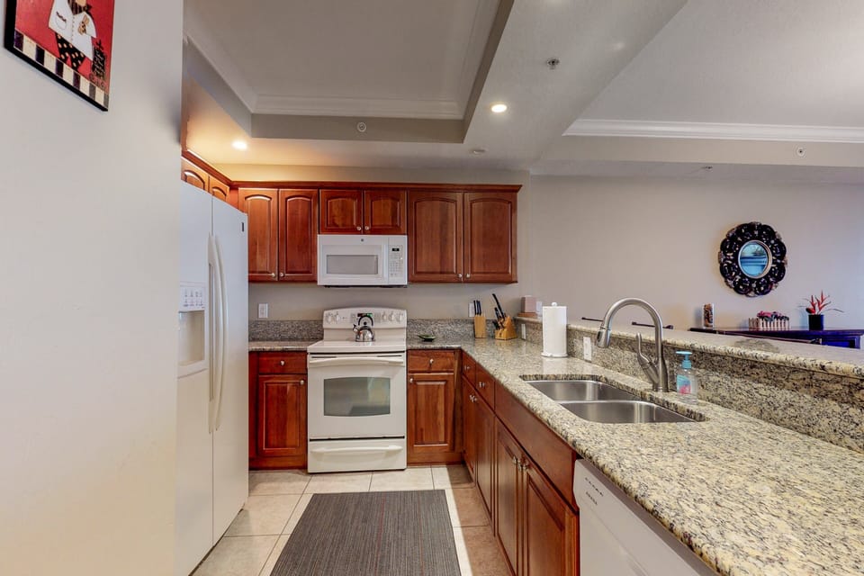 Condo, Multiple Beds, Balcony, Ocean View (Daytona Eleventh Heaven @ The  St. ) | Private kitchen