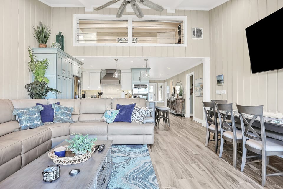 House, Multiple Beds, Patio, Beach View (NSB Sea Dunes A1- Dream Catcher) | Living area